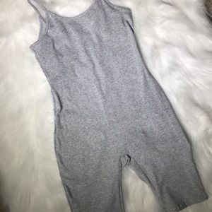 Aubrey romper (Gray)